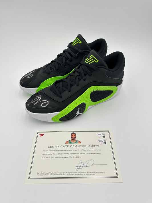 Jayson Tatum Celtics 2024 Autographed Jordan Tatum 2 Shoes Game-Used vs. Dallas Mavericks