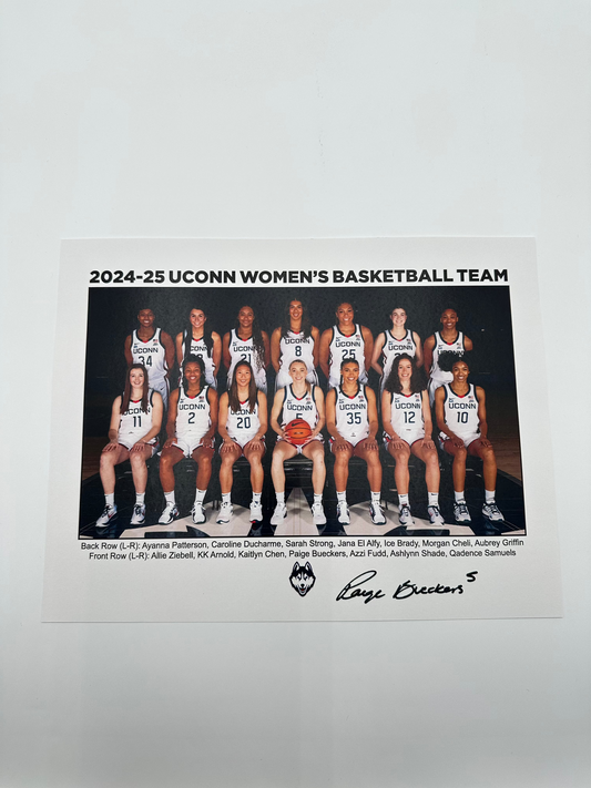 Paige Bueckers Autographed Team Photo (8.5x11")